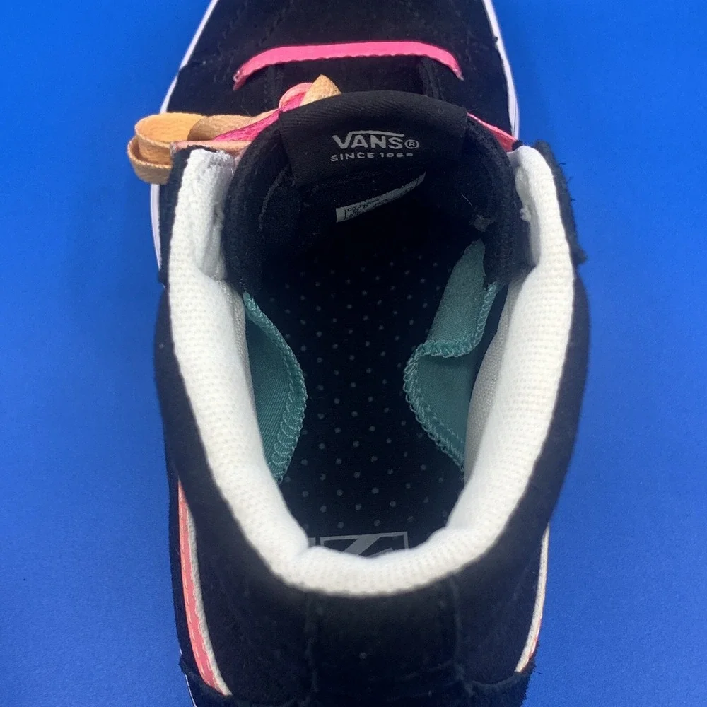 Vans Kids ComfyCush SK8-Hi Black Suede Colorful Laces - JUNIORS Size US 6.5